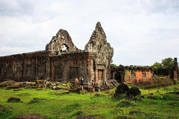 EM_TWE_LAOS