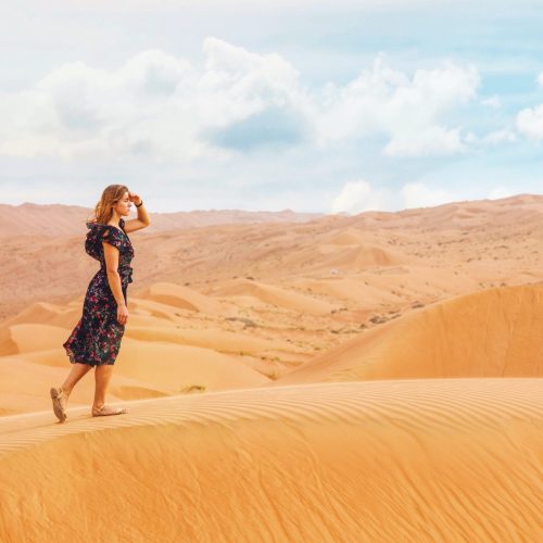 4 Motivi per Scoprire un Oman Sostenibile con il Nostro Viaggio di Gruppo a Natale